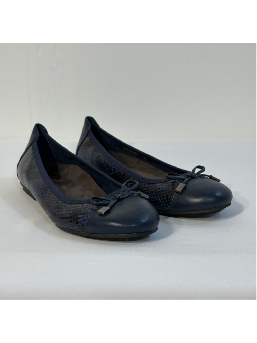 Vionic Spark Minna Navy Black Snake Print Ballet Flats Women’s Size 8 Orthotic - Picture 2 of 14